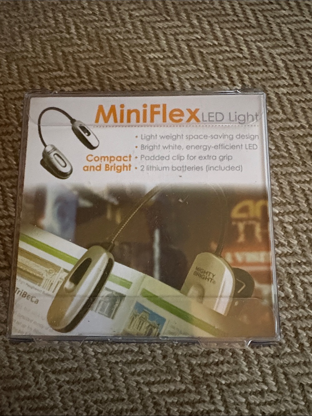 MiniFlex LED Reading Light — Pink - Picture 2 of 2